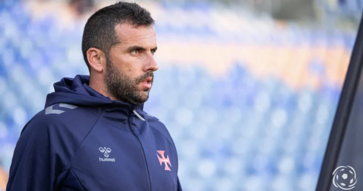 João Nuno é a prioridade do Estrela da Amadora e as negociações com o Belenenses estão em andamento