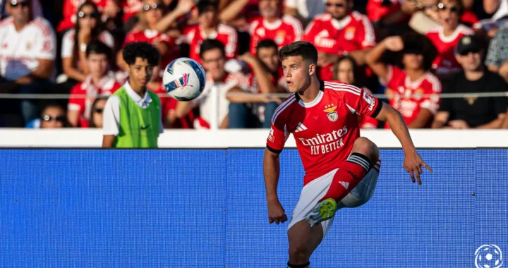 Benfica abriu o marcador frente ao AVS SAD mas o VAR anulou o golo
