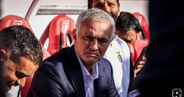 José Mourinho e a vitória do Benfica: «Na segunda parte só precisei de libertar os meninos»